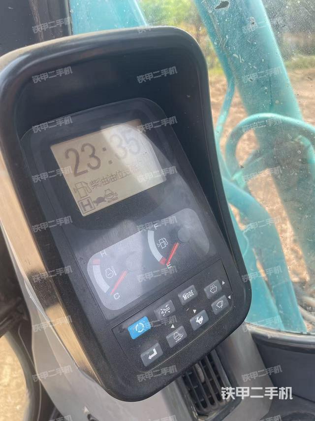 顯示屏?(駕駛室部分) 顯示屏?(駕駛室部分)