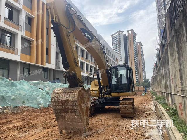 卡特彼勒320D進(jìn)口挖掘機(jī)