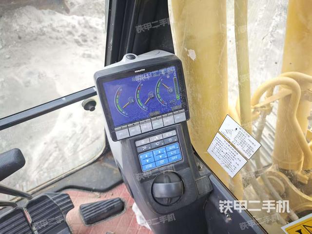 顯示屏?(駕駛室部分) 顯示屏?(駕駛室部分)