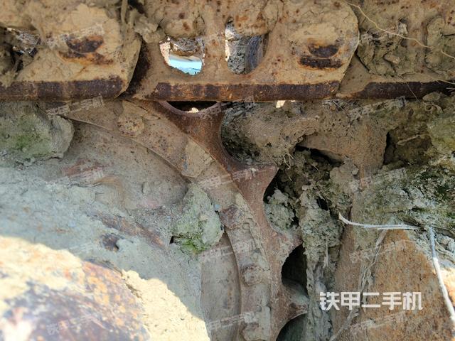 右驅(qū)動輪(行走機構(gòu)) 右驅(qū)動輪(行走機構(gòu))