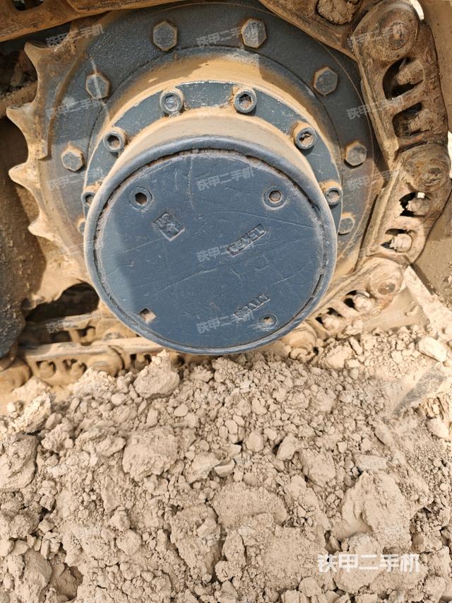 左導(dǎo)向輪（行走機(jī)構(gòu)）