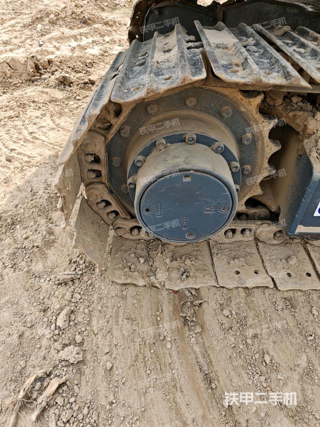 左側(cè)行走馬達(dá)蓋板（行走機(jī)構(gòu)）