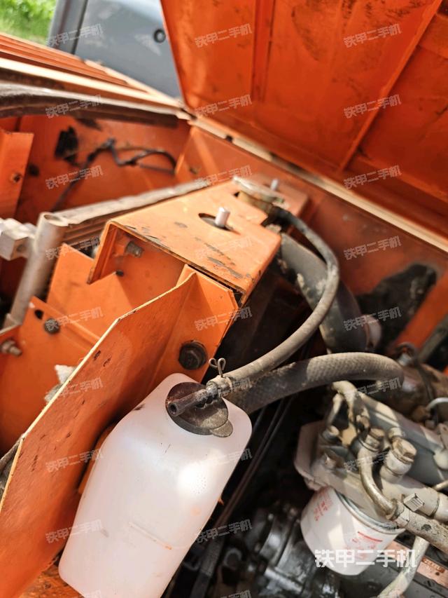 電瓶（大件艙室）