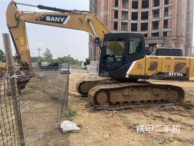 三一重工SY215C-10挖掘機(jī)