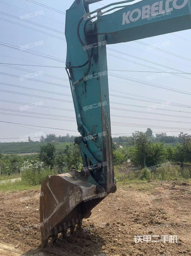 小臂整體左后(工作和回轉(zhuǎn)裝置) 小臂整體左后(工作和回轉(zhuǎn)裝置)