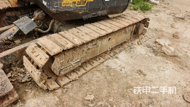 左侧履带整体 （行走机构）