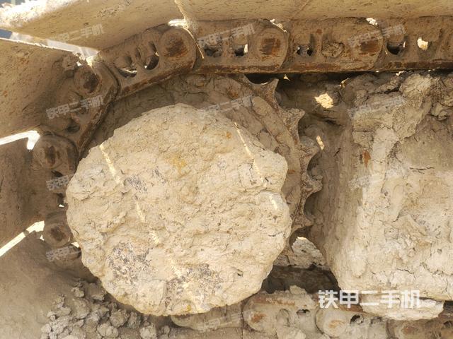 左側(cè)行走馬達(dá)蓋板(行走機(jī)構(gòu)) 左側(cè)行走馬達(dá)蓋板(行走機(jī)構(gòu))