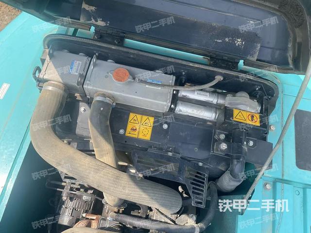 水箱+風(fēng)扇特寫(上車部件) 水箱+風(fēng)扇特寫(上車部件)