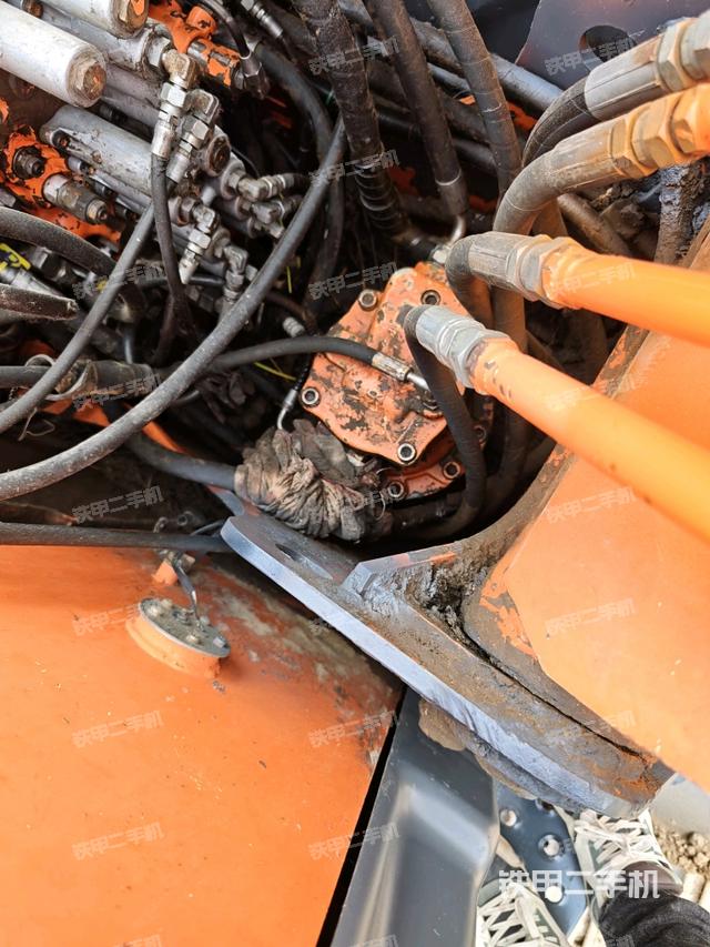 大臂整體?右側(cè)（工作和回轉(zhuǎn)裝置）