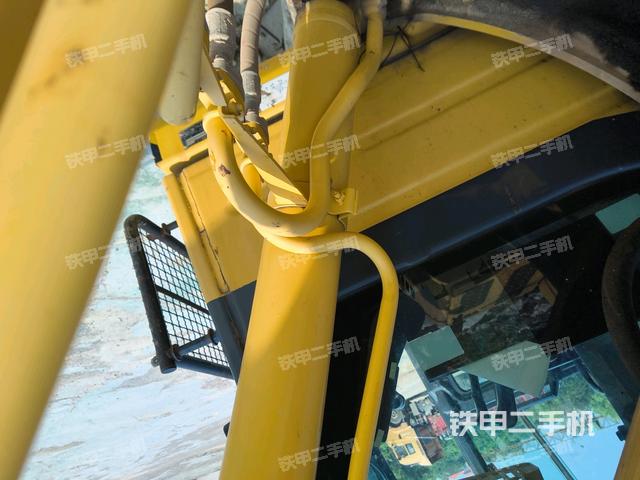 大臂油缸整體?豎拍(工作和回轉(zhuǎn)裝置) 大臂油缸整體?豎拍(工作和回轉(zhuǎn)裝置)