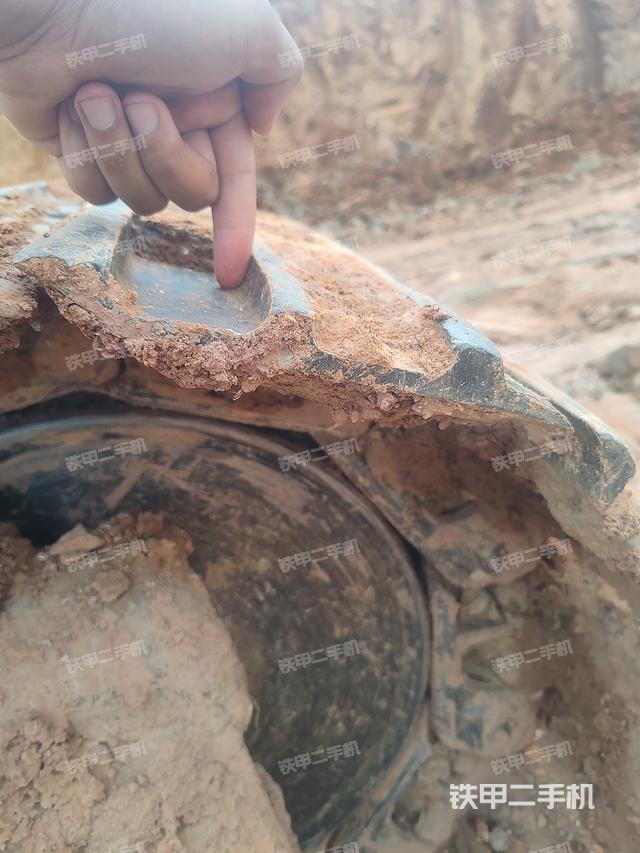 单侧履带整体（整机外观）