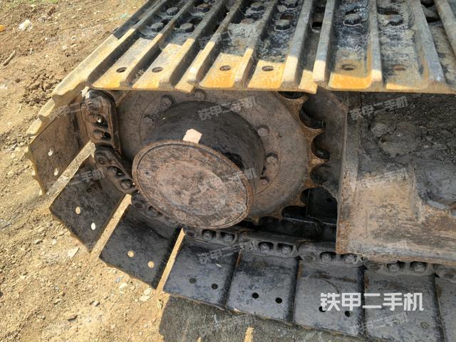 右驅(qū)動(dòng)輪(行走機(jī)構(gòu)) 右驅(qū)動(dòng)輪(行走機(jī)構(gòu))