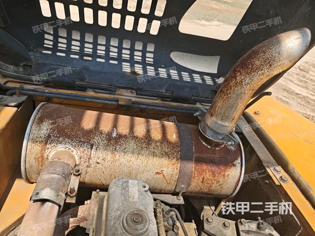 氣門室蓋螺絲特寫(上車部件) 氣門室蓋螺絲特寫(上車部件)