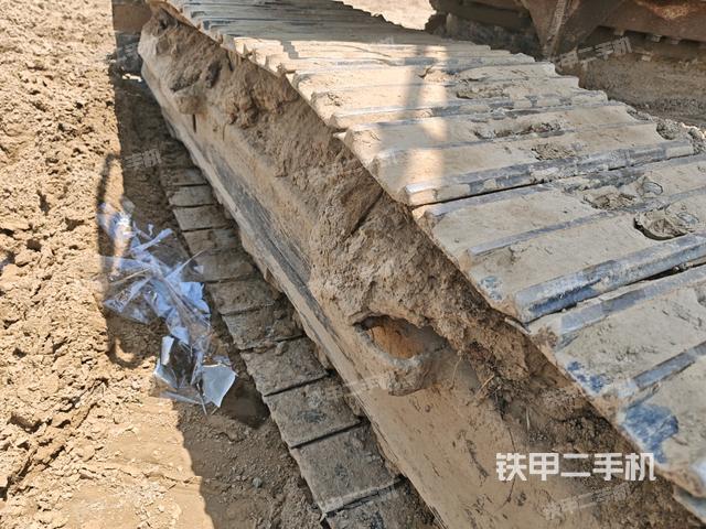 右導向輪(行走機構) 右導向輪(行走機構)