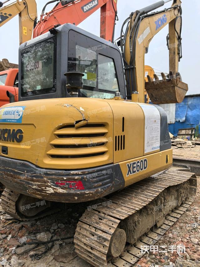 整機(jī)右后45°（整機(jī)外觀）