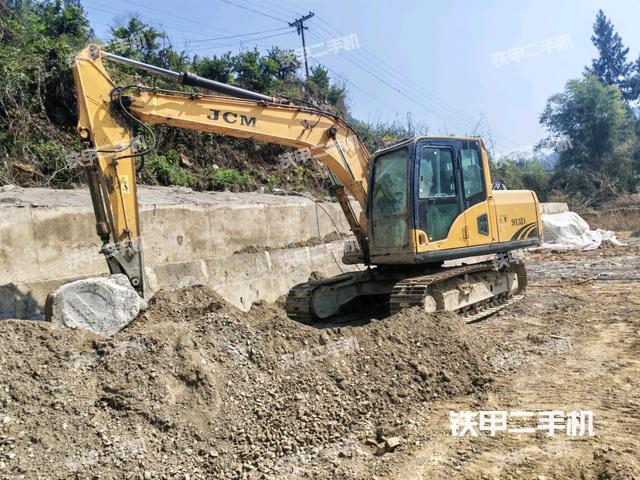 山重建机JCM913D挖掘机
