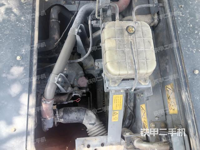 发动机整体俯视(整机外观) 发动机整体俯视(整机外观)