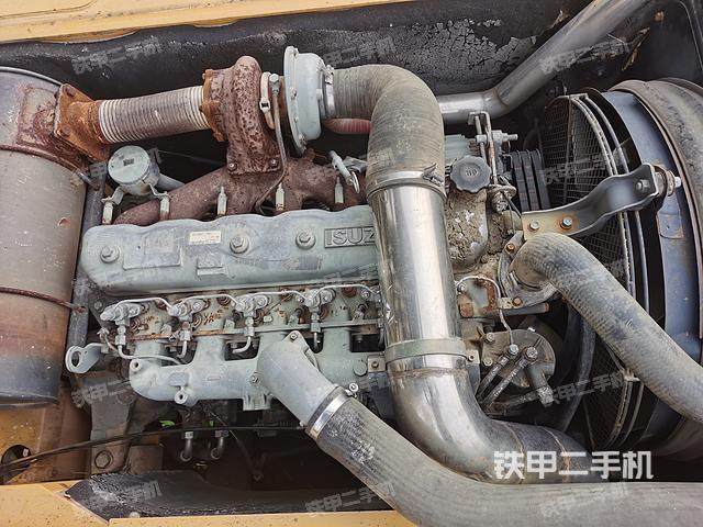 發(fā)動(dòng)機(jī)整體俯視(整機(jī)外觀) 發(fā)動(dòng)機(jī)整體俯視(整機(jī)外觀)