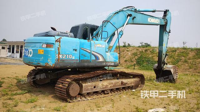 整機(jī)右后45°(整機(jī)外觀) 整機(jī)右后45°(整機(jī)外觀)