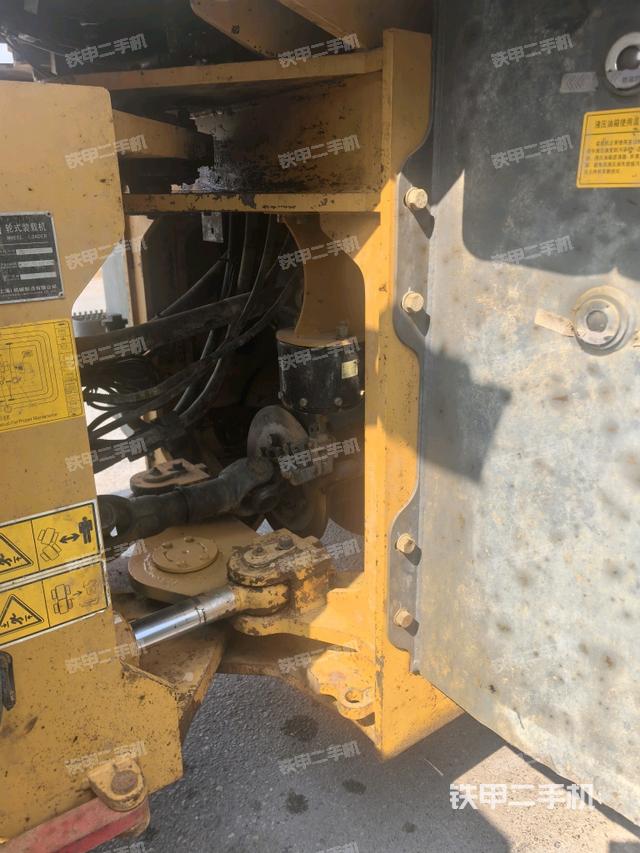 車架鉸接(液壓/傳動(dòng)系統(tǒng)) 車架鉸接(液壓/傳動(dòng)系統(tǒng))