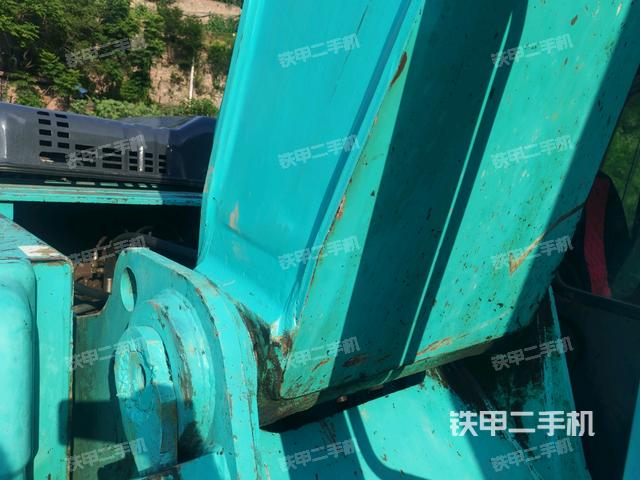 大臂根部?斜視(工作和回轉裝置) 大臂根部?斜視(工作和回轉裝置)