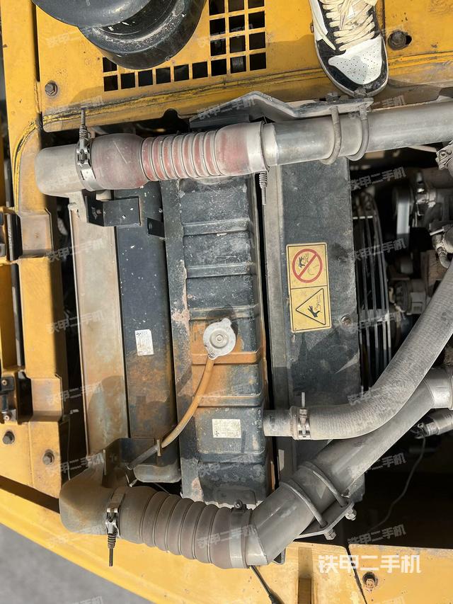 現(xiàn)代R150W-V挖掘機(jī)