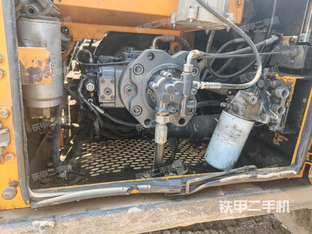 液壓泵室(大件艙室) 液壓泵室(大件艙室)