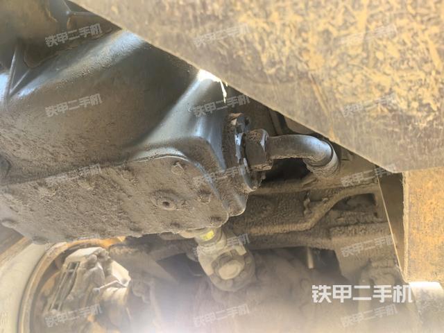 后驅(qū)動(dòng)橋(液壓/傳動(dòng)系統(tǒng)) 后驅(qū)動(dòng)橋(液壓/傳動(dòng)系統(tǒng))