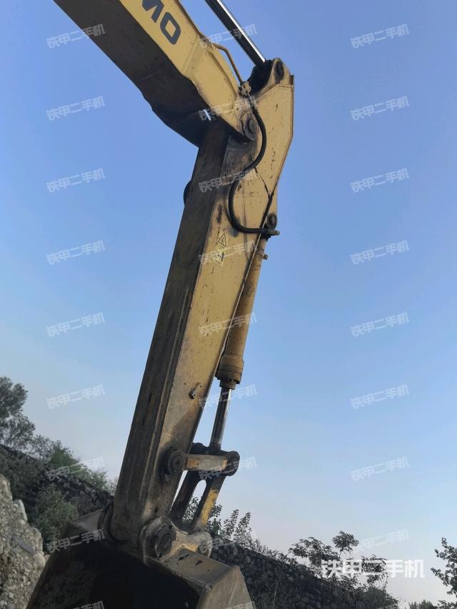 小臂整體左后（工作和回轉(zhuǎn)裝置）