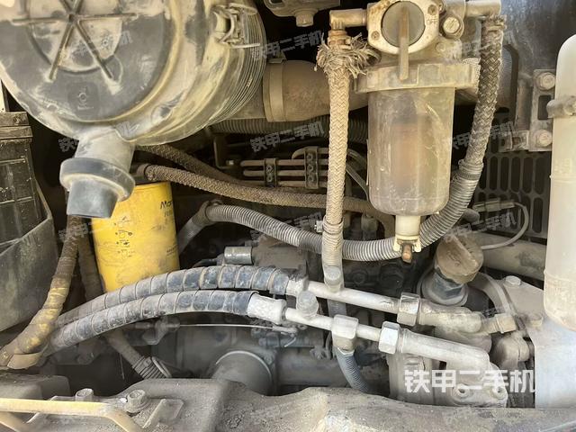 發(fā)動(dòng)機(jī)整體俯視(整機(jī)外觀) 發(fā)動(dòng)機(jī)整體俯視(整機(jī)外觀)