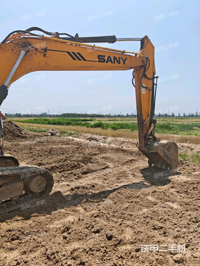 右后45(整機外觀) 右后45(整機外觀)