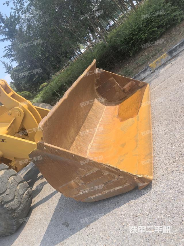 鏟斗后45°(工作裝置) 鏟斗后45°(工作裝置)