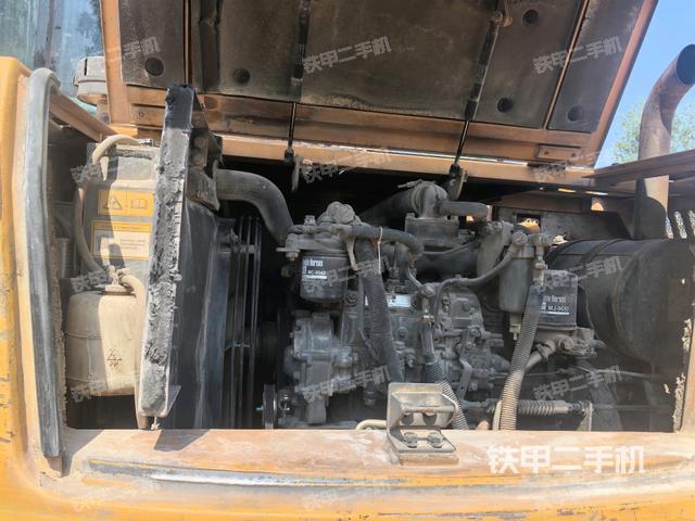 發(fā)動(dòng)機(jī)室(上車部件) 發(fā)動(dòng)機(jī)室(上車部件)