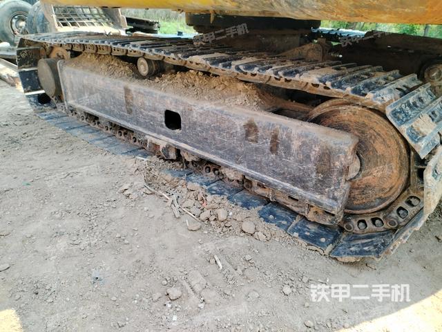 左側履帶整體?（行走機構）