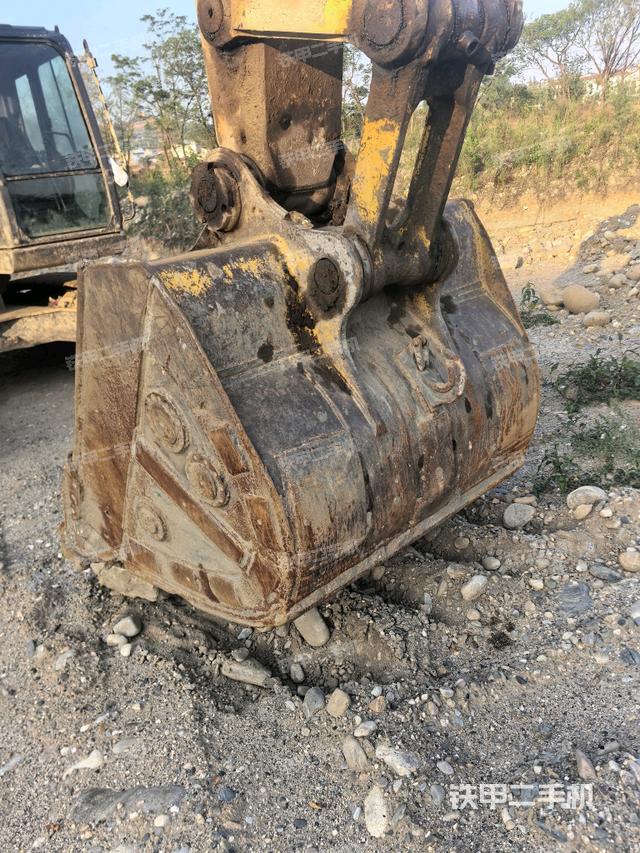 鏟斗45度（工作和回轉(zhuǎn)裝置）