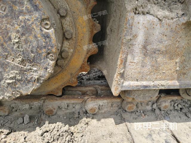 左驱动轮(行走机构) 左驱动轮(行走机构)