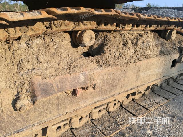 左導(dǎo)向輪（行走機(jī)構(gòu)）