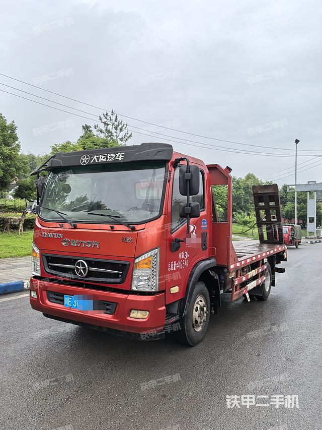 大運汽車4X2平板運輸車
