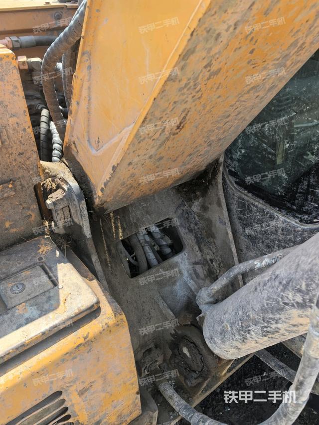 大臂整體?右側(cè)(工作和回轉(zhuǎn)裝置) 大臂整體?右側(cè)(工作和回轉(zhuǎn)裝置)