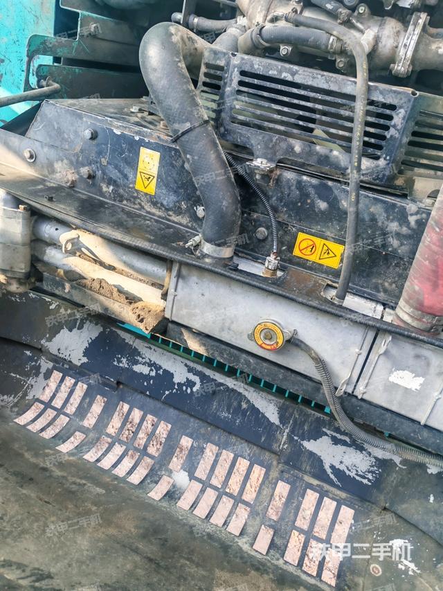 水箱+風扇特寫(上車部件) 水箱+風扇特寫(上車部件)