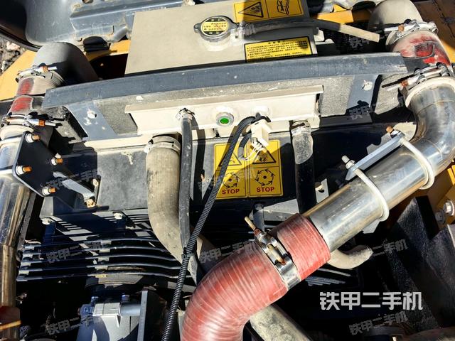 水箱+風(fēng)扇特寫(上車部件) 水箱+風(fēng)扇特寫(上車部件)