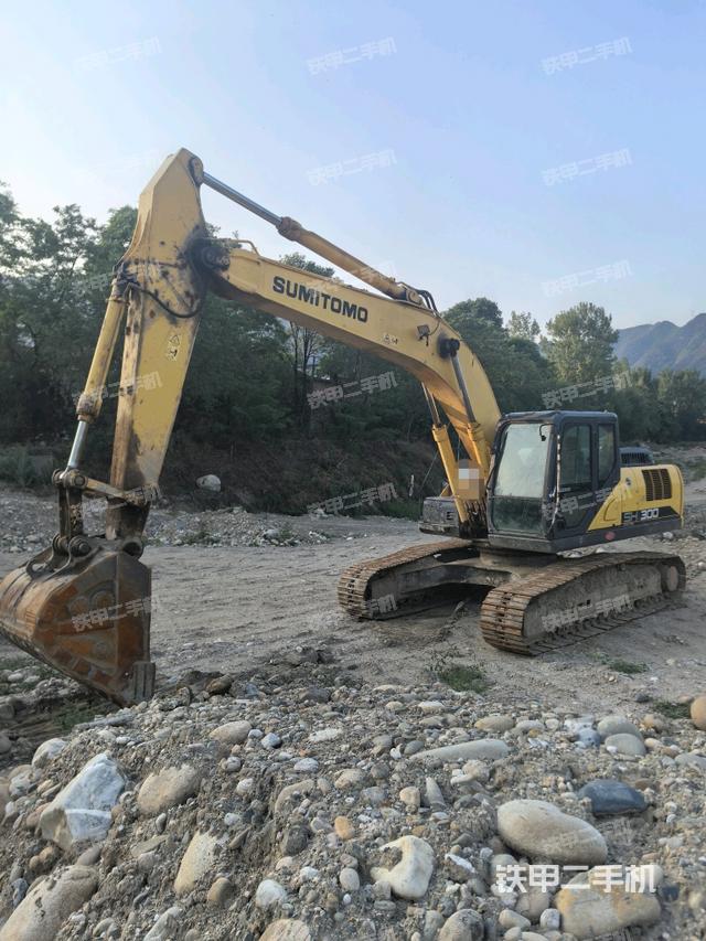 住友SH260LC-6挖掘機(jī)