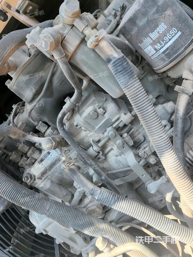 水箱+風(fēng)扇特寫(上車部件) 水箱+風(fēng)扇特寫(上車部件)