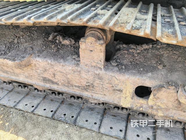 左驅(qū)動(dòng)輪(行走機(jī)構(gòu)) 左驅(qū)動(dòng)輪(行走機(jī)構(gòu))