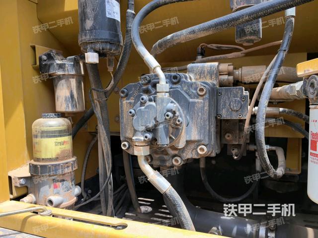 液壓泵室(大件艙室) 液壓泵室(大件艙室)