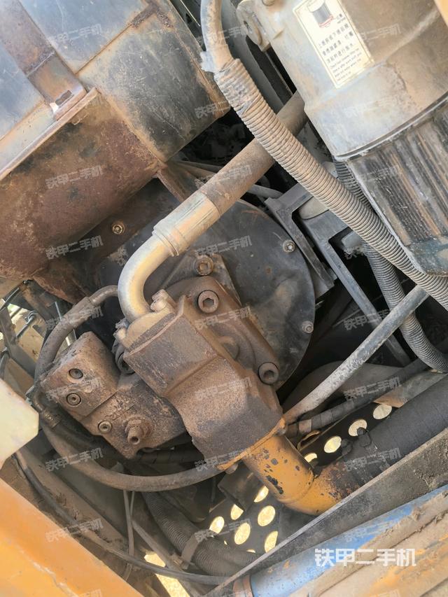 液壓泵室(大件艙室) 液壓泵室(大件艙室)