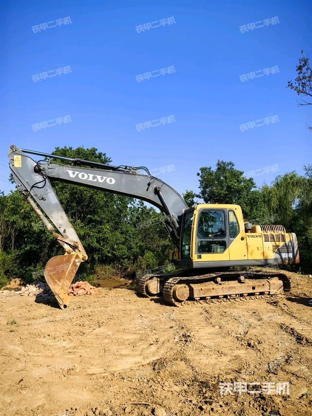 右后45(整机外观) 右后45(整机外观)