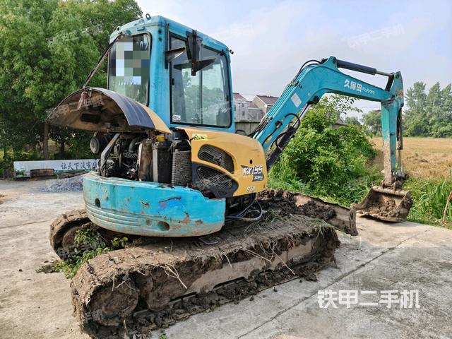 右后45(整機(jī)外觀) 右后45(整機(jī)外觀)