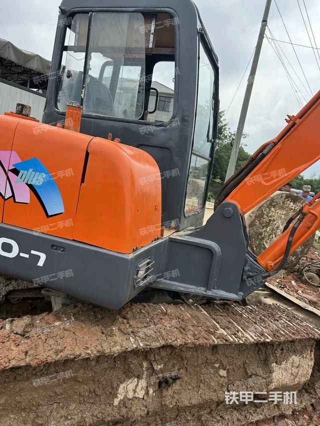 大臂根部?斜（工作和回轉(zhuǎn)裝置）