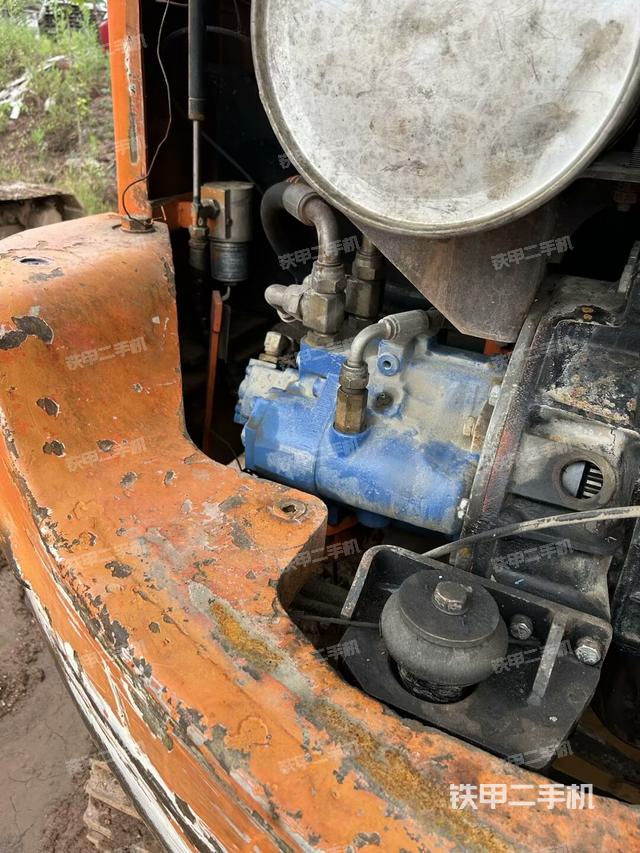 液壓泵室(大件艙室) 液壓泵室(大件艙室)